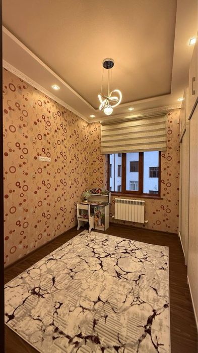 Продается 3 ком. Квартира на 3 этаже площадью 110 кв.м. По ул. Рудаки