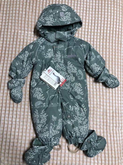 Зимний детский комбинезон