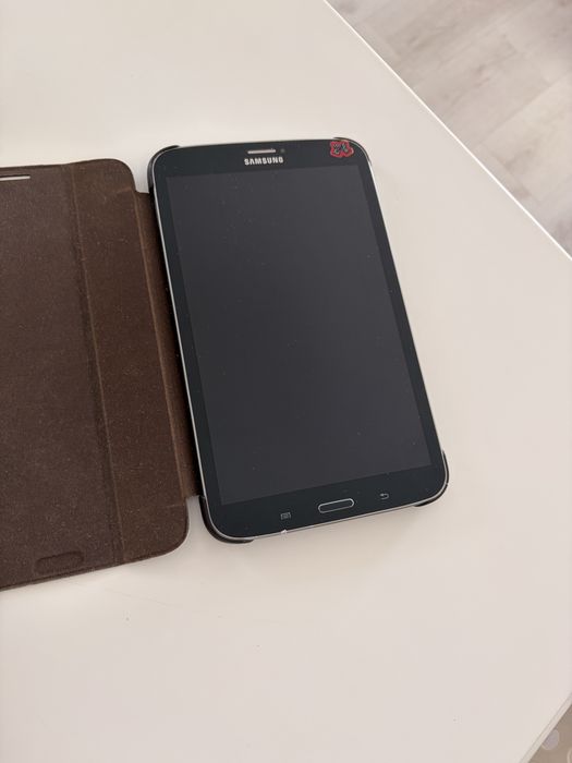 Таблет самсунг Galaxy tab3