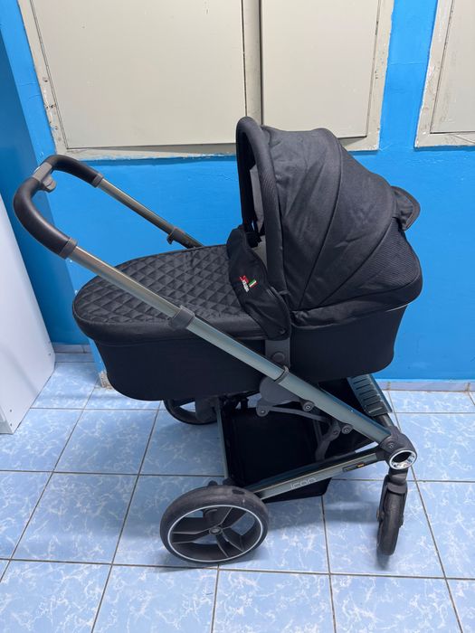 Продам детскую коляску