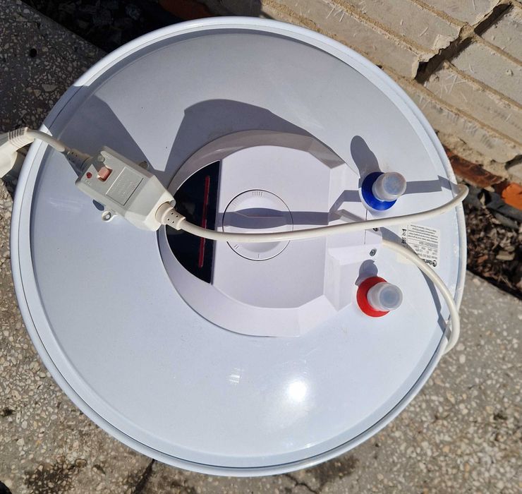 Продается бойлер 50 литров