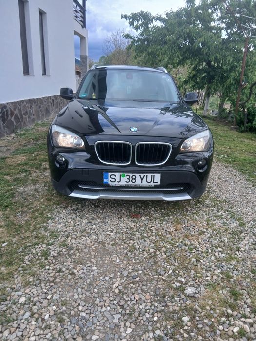 Vând BMW X1 Xdrive