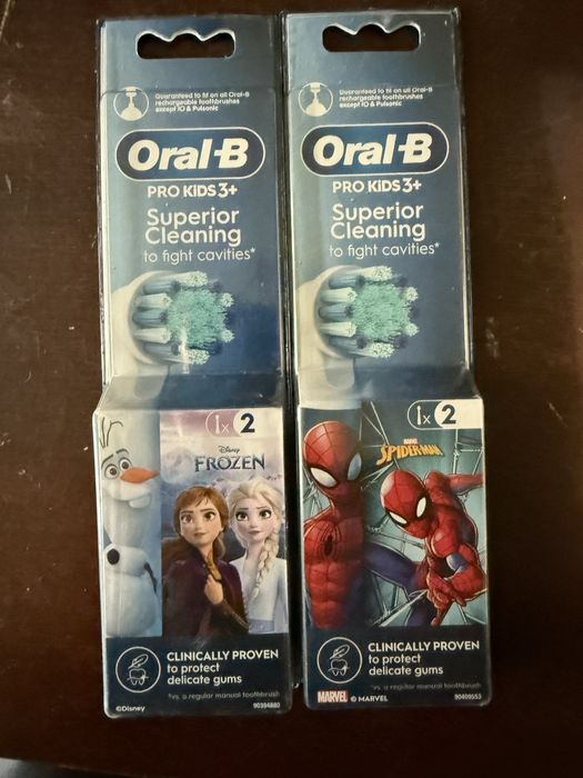 Rezerve periuta Oral-b originale.