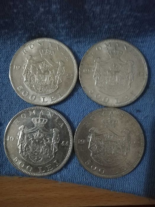 Monede vechi românești din argint.