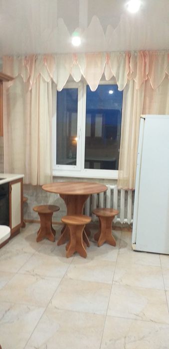 Сдам 2х комн квартиру