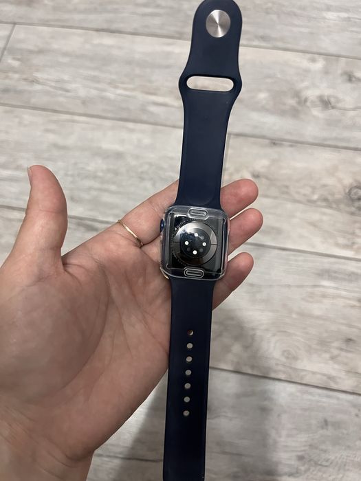 Продам Apple watch 6