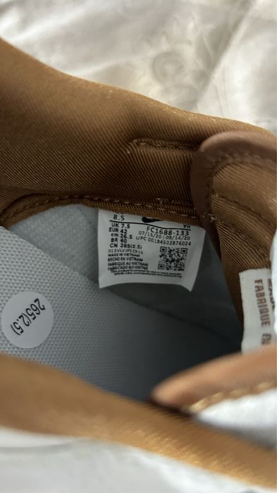 Продам кроссы Lv