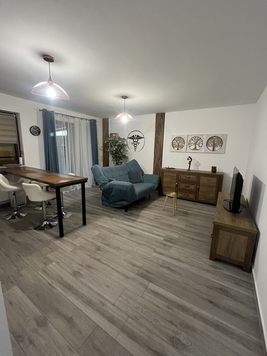 Apartament de inchiriat