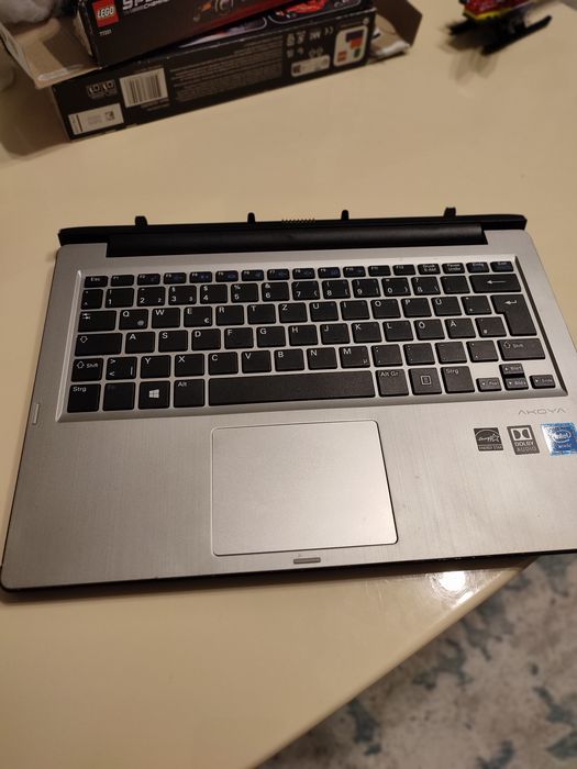 Laptop transformer 2 in1 Medion Akoya