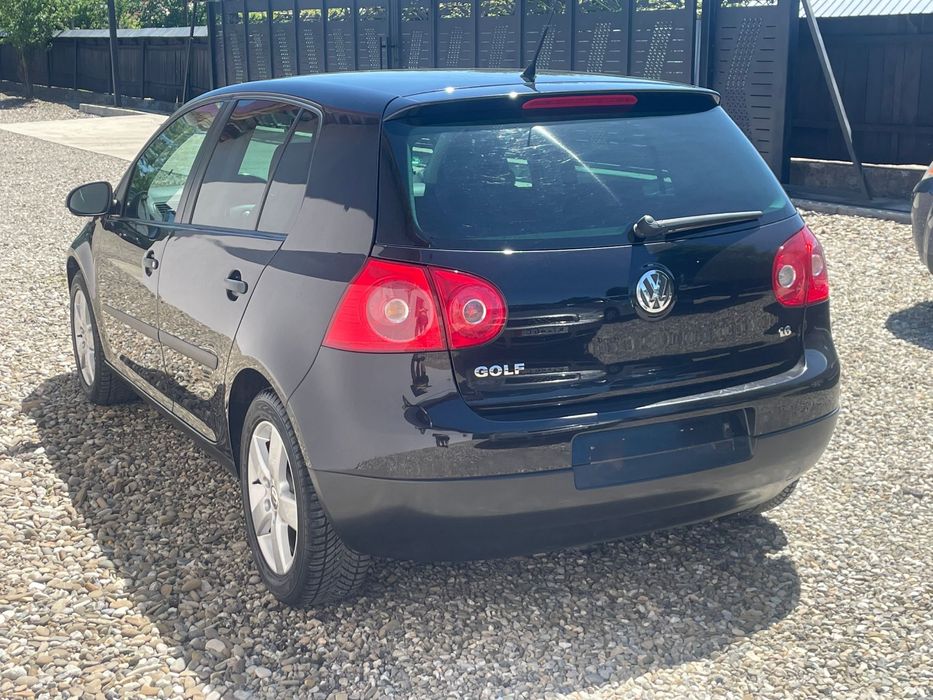 Volkswagen Golf V