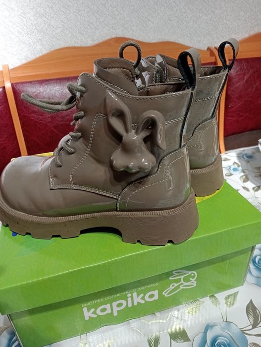 Продам ботинки на девочку раз:30