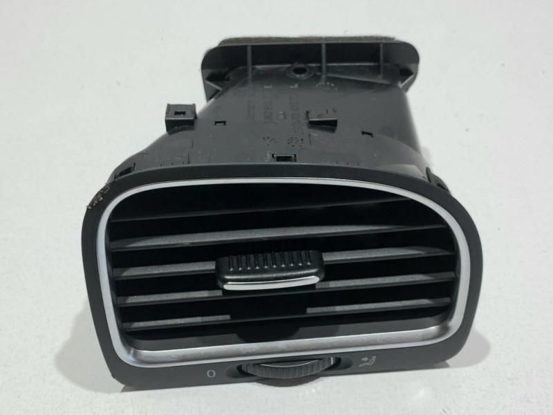 Grila ventilatie dreapta fata Volkswagen Golf 6 5K0819710C Hatchback