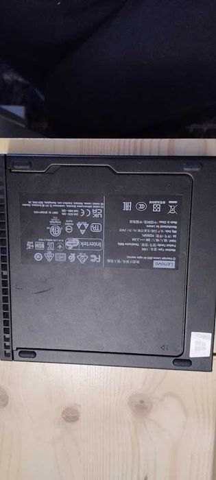 Mini PC Lenovo Lenovo M80q serie: PC292XPL
