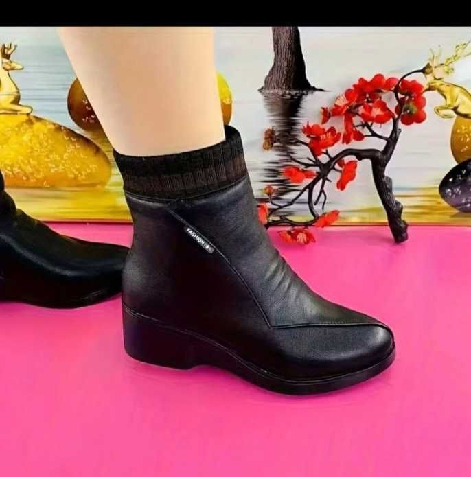 Топли дамски боти