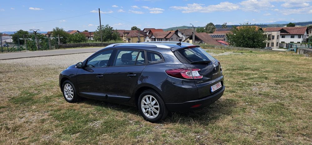 RENAULT Megane 2010 — imagine 4