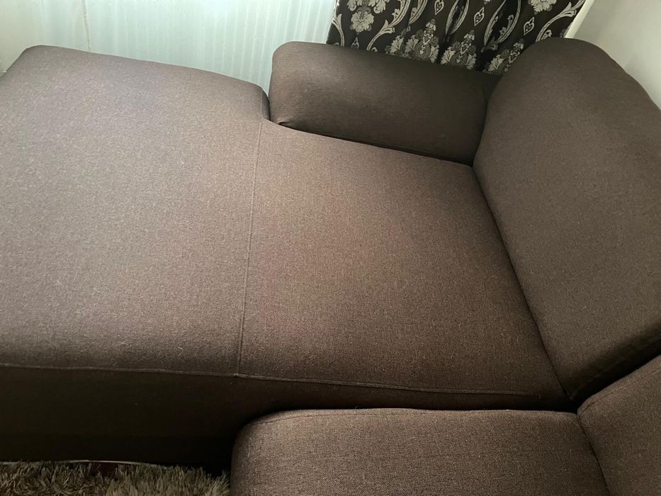 Coltar extensibil, maro, catifea