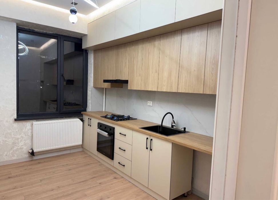 Срочна продается Чорсу гулобод