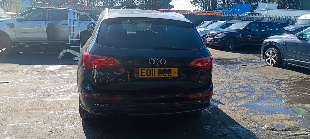 Dezmembrari / Dezmembrez AUDI Q5 (8RB) [Fabr 2008-2016] S-line 2.0 TDI CGLB cutie viteze automata cod culoare LZ5A