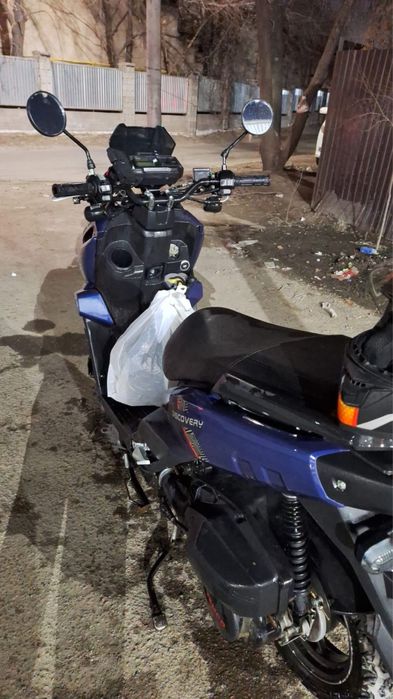 Мопед танк скутер