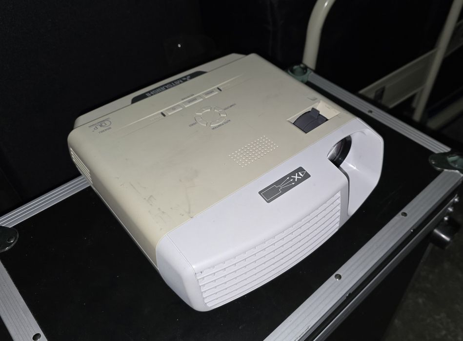 Проектор Mitsubishi SD430U