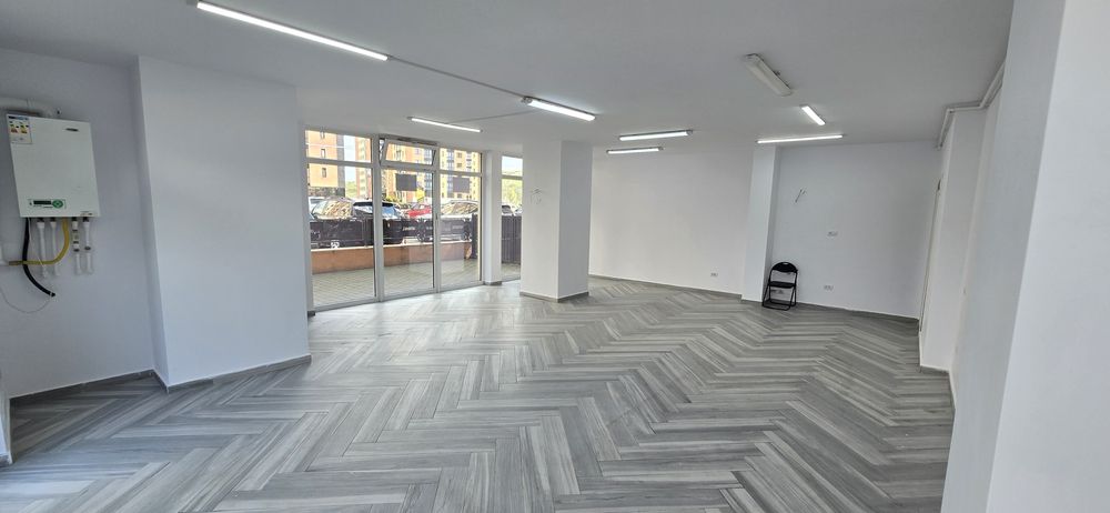 Spațiu comercial vitrină colț + terasă mare, cartier Visoianu