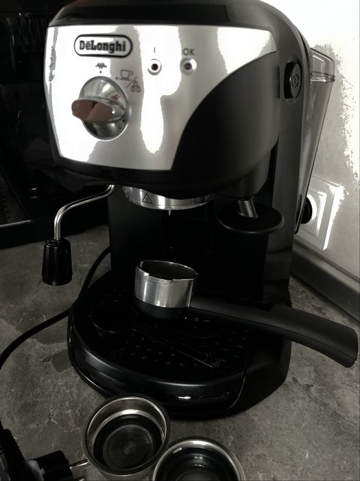 Espressor Delonghi manual
