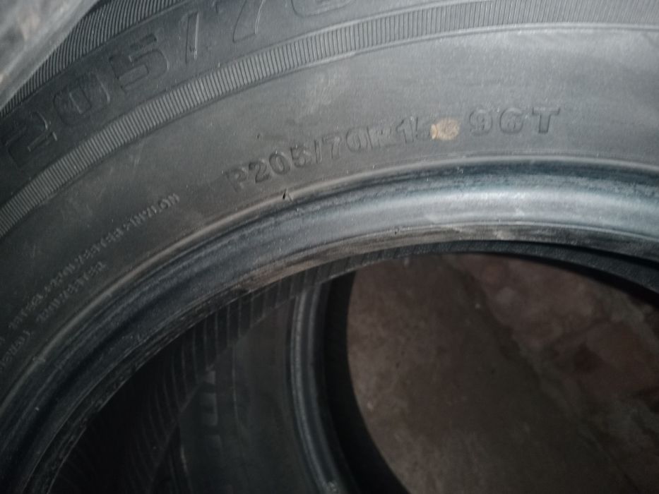 Продам резину R15 205/70