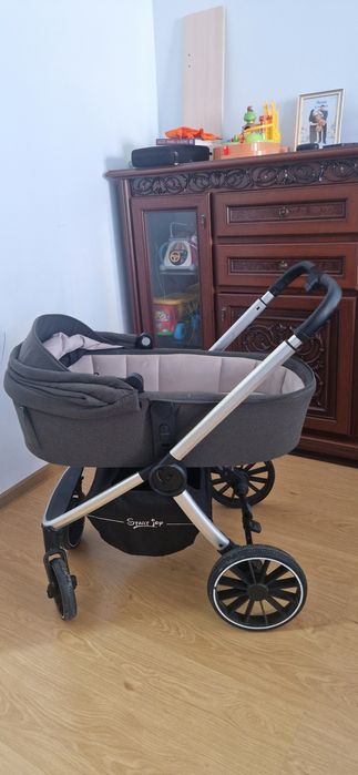 Продаются коляску