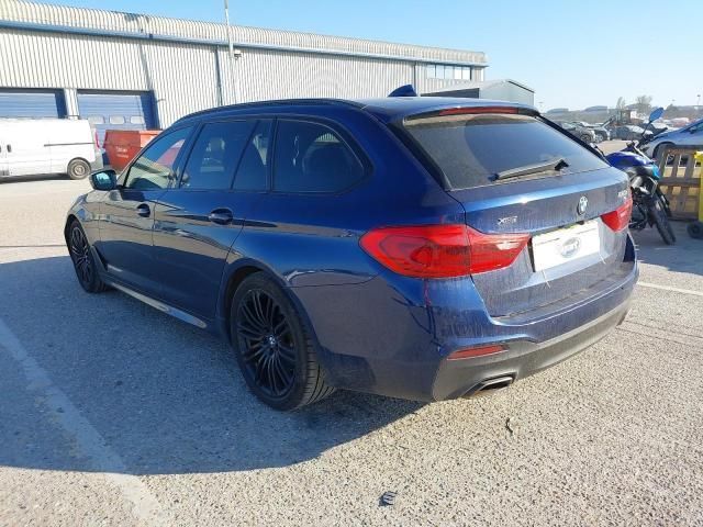 Dezmembrez BMW Seria 5 G30 [2016 - 2020] Touring wagon 520d Steptroni