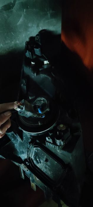 Продам Фары Приус 20