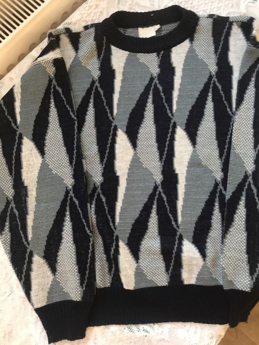 Pulovare tricotate barbati anii 2000.(4 bucati)