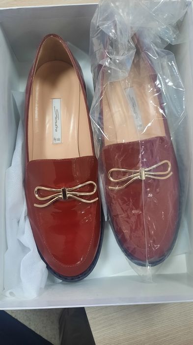 Продам новые лоферы