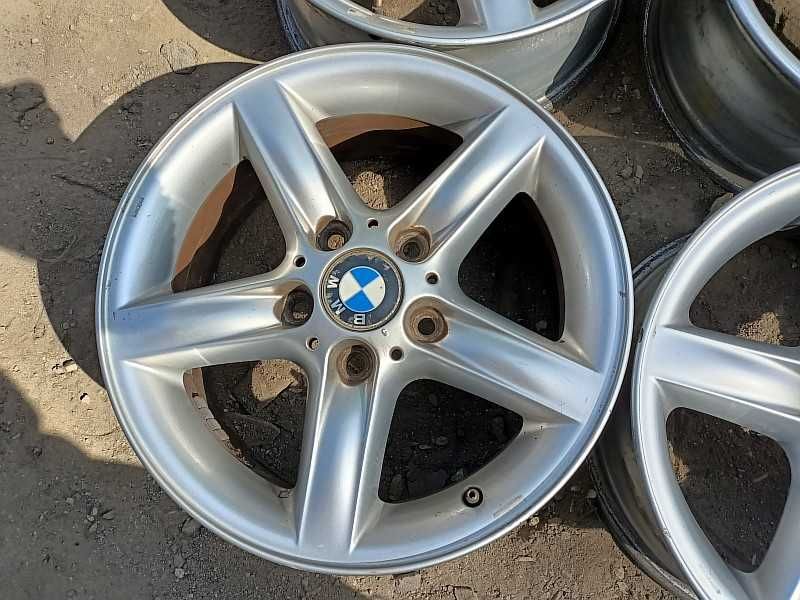 Продам оригинальные легкосплавные диски на автомашину БМВ 3