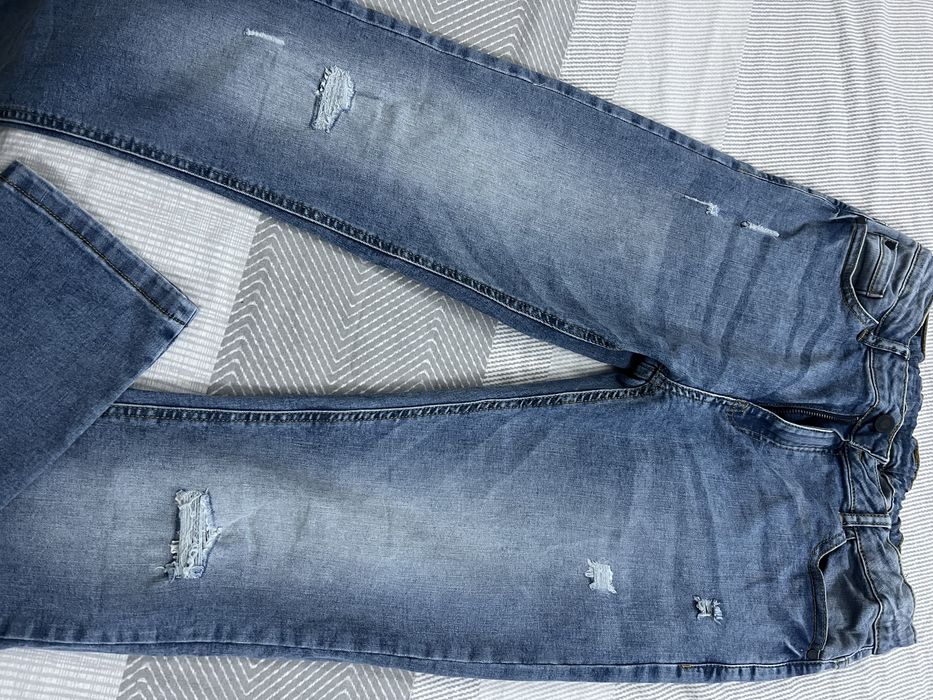 Спортни юношески дънки и бермуди