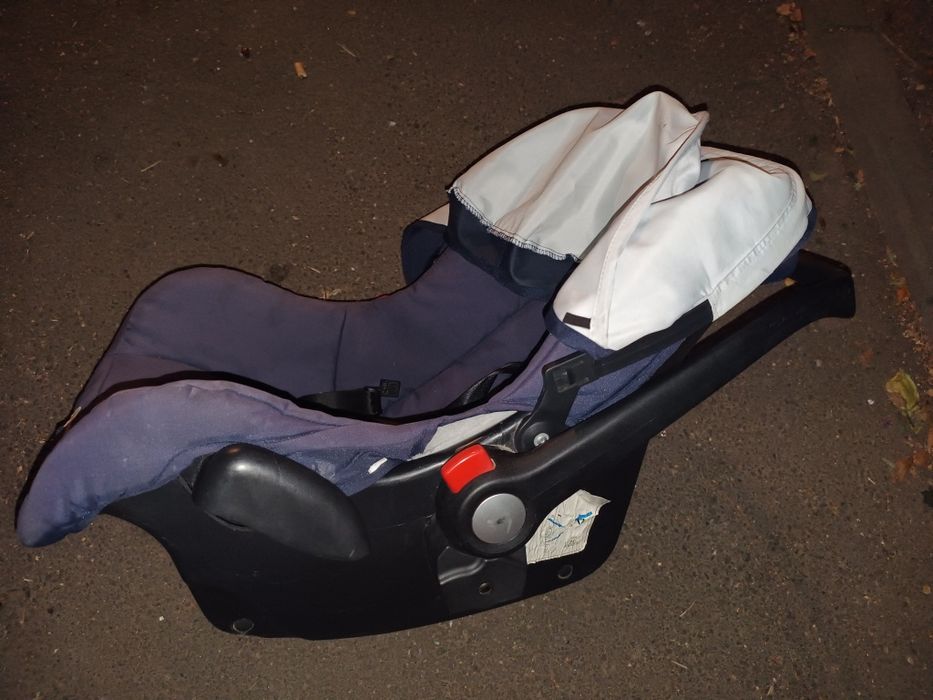 Scoica kinderkraft 1-13 kg pentru masina scaun auto