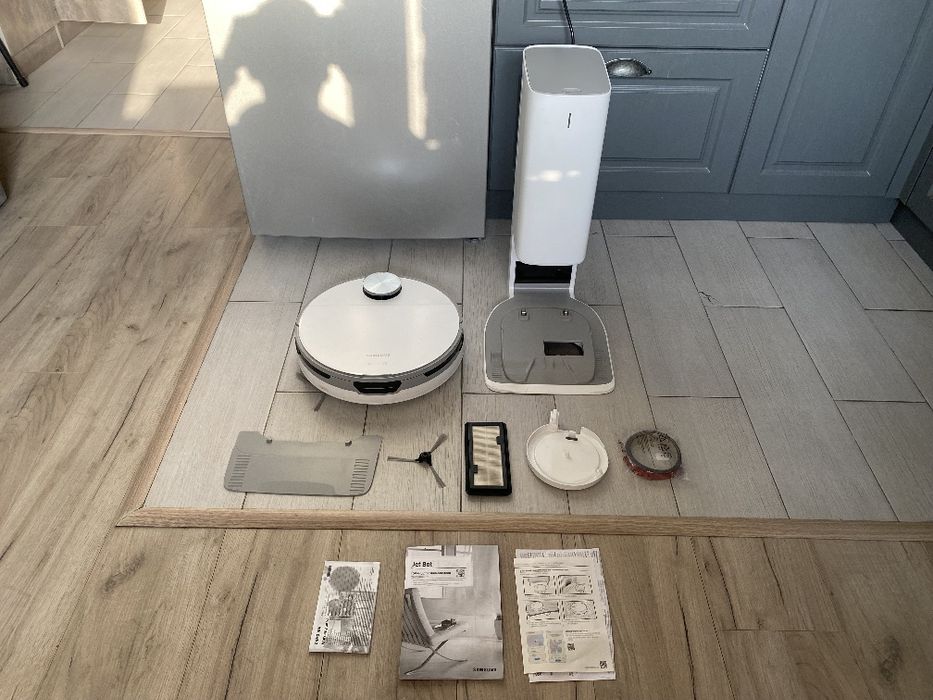 Робот-пылесос Samsung Jet Bot +