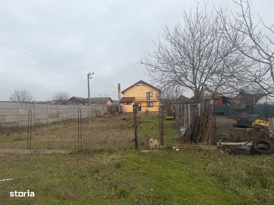 Teren intravilan, 2500 mp, front stradal 30 m, Simnicu de Sus