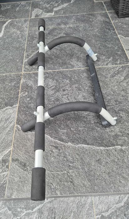 Banca abdomene DHS si aparat fitness tractiuni / flotari / abdomene