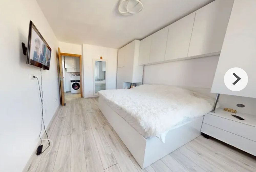 Vând garsonieră confort