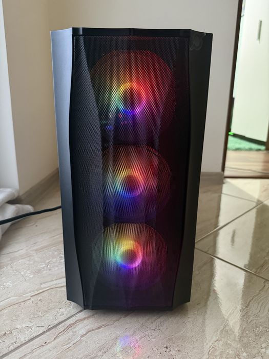 Vand PC de gaming,stare excelenta