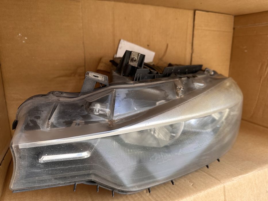 Far stanga bmw seria 3  f30/31