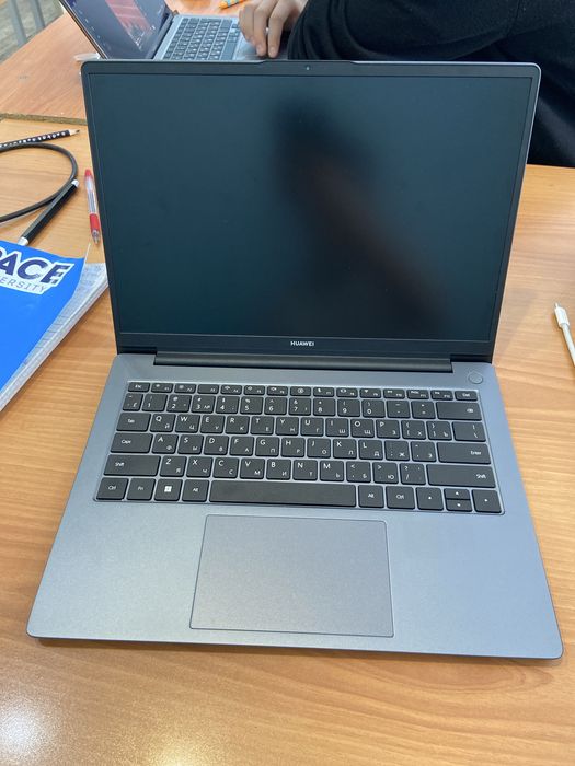 Ноутбук Huawei Matebook d14