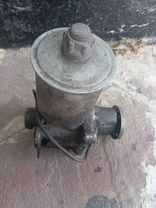 ГУР рулевой на мерс