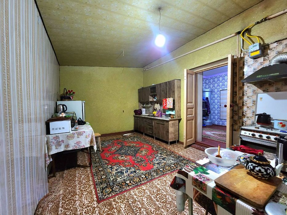 Продается дом центр возле Университета