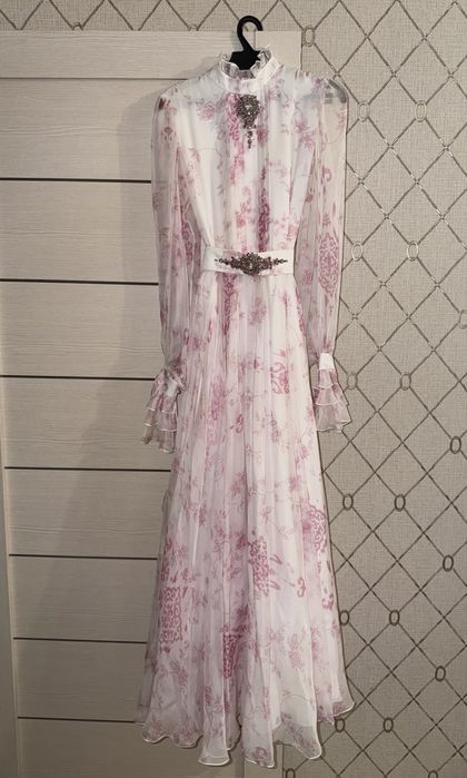 Нур-Шах көйлек - платья