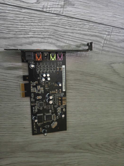Placă de sunet ASUS Xonar SE 5.1 PCIe (Low-profile)