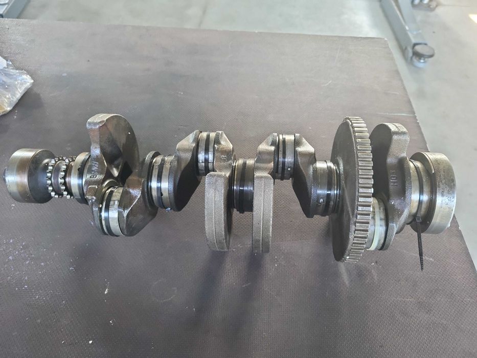 Vibrochen/arbore cotit cu,cuzineti  bmw e87,e90,e91 motor 1.6i N43