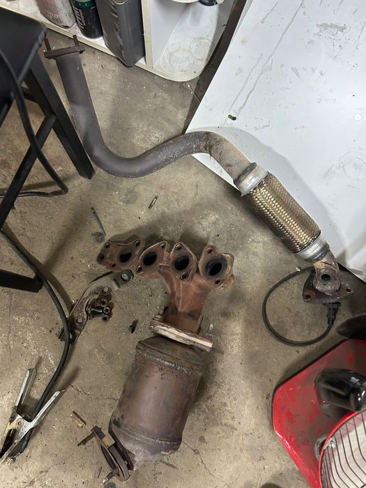 Выпускной коллектор кобальт, пламегаситель, гофра