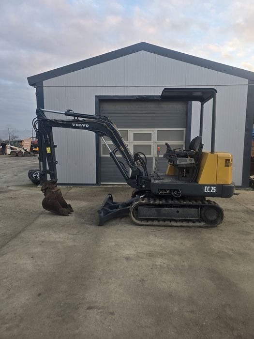Vand miniexcavator volvo 2600 kg