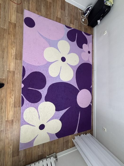 Продам ковер,размер 2*3